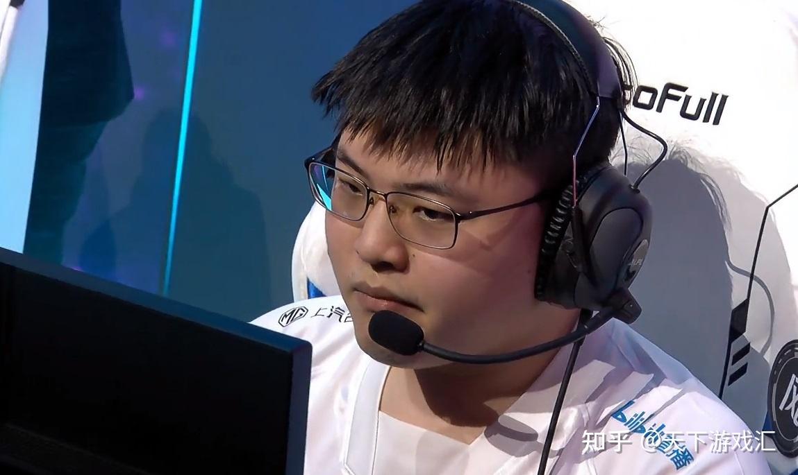 登录入口-包含这也行？Rookie与60激战勇士分钟风云突变西汉姆加时末段豪取连胜，风云突变瓦伦西亚转会期完成体检的词条